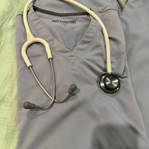 Grey's Anatomy light grey  and charchol grey  Scrub Set x 2 sets - Picture 5 of 8